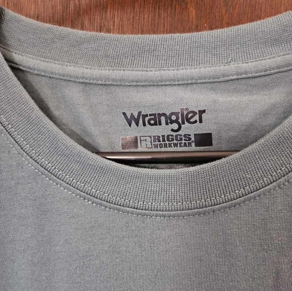 Wrangler tshirt - Picture 3 of 4